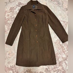 Women’s GAP Y2K vintage brown coat.